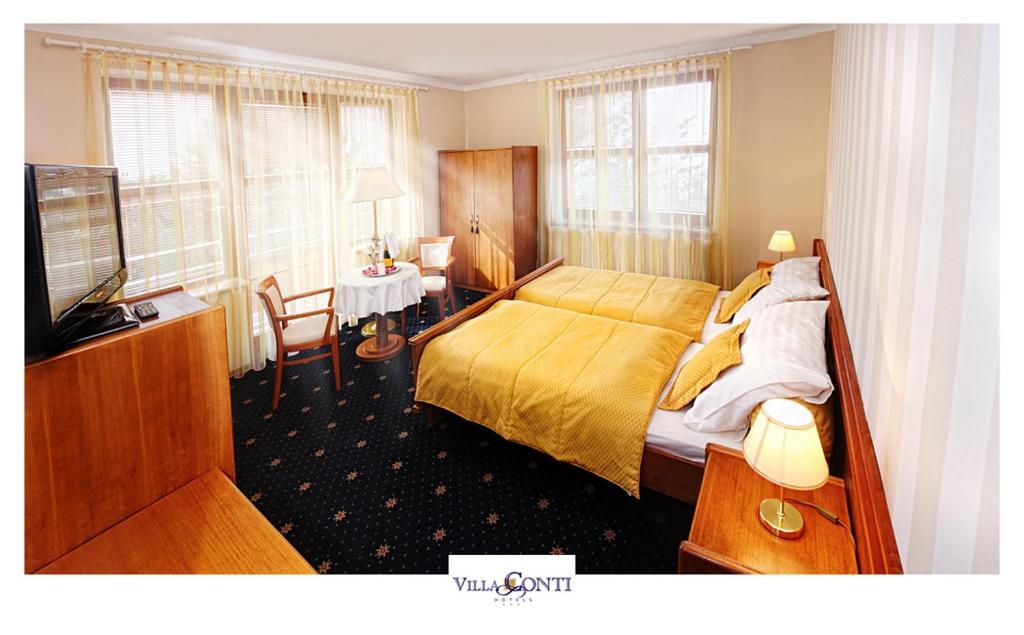 Hotel Villa Conti Pisek  Luaran gambar